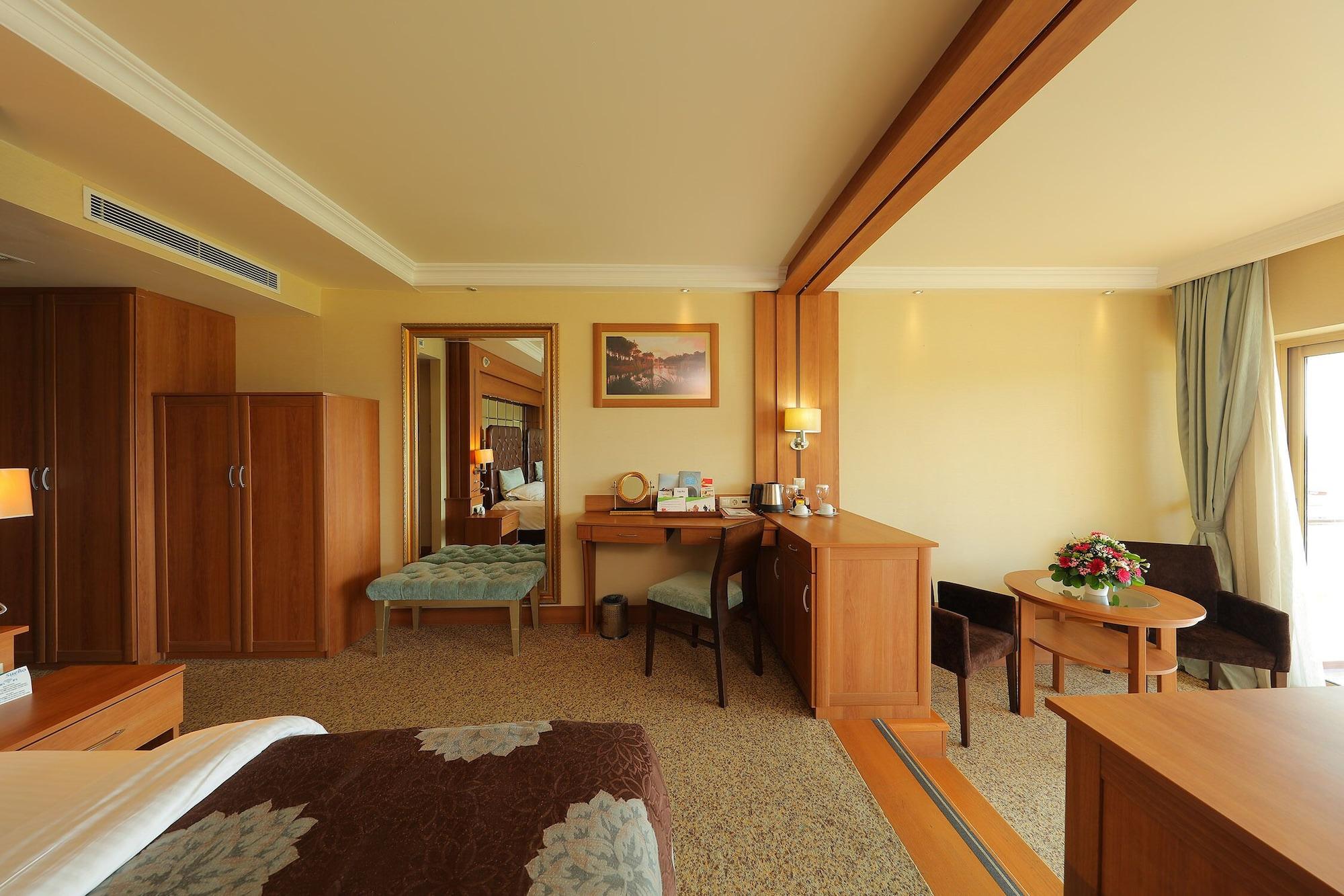 Sueno Golf Resort